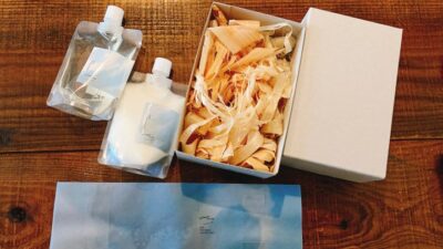 【海の生産廃棄物をヘアケアへ】陸前高田発！未利用わかめから生まれたアップサイクル・ヘアケア商品「ura」が、ノンボトルパッケージを発売！