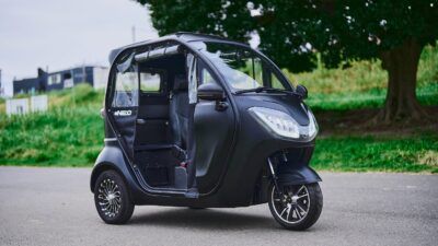 【海から陸へ上がる船】造船技術が生んだ3人乗りEV「e-NEO」――大阪の老舗が描く都市移動の“新航路”