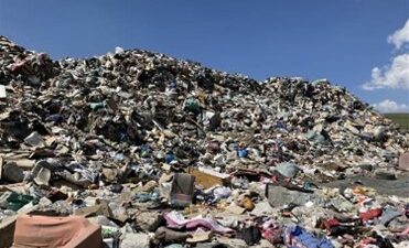 モンゴルで廃棄物リサイクルに取り組む埼玉のリユース企業「浜屋」。
