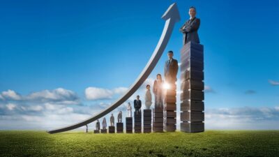 地域の中小企業を100億円企業にする方法。