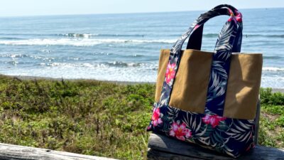 【防火衣×アロハ柄】茅ヶ崎発、消防服のアップサイクルトート「UPfire Aloha Tote」発売。