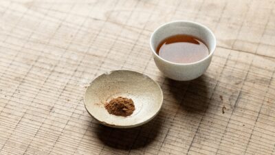 【耕作放棄茶園が、宝の山に】静岡の老舗×大阪のブランドが協業、茶の木を“丸ごと”使い切る循環型ビジネス「OOLLSEE」始動